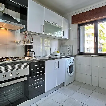 Apartment Cristo Rei Gaerten *
